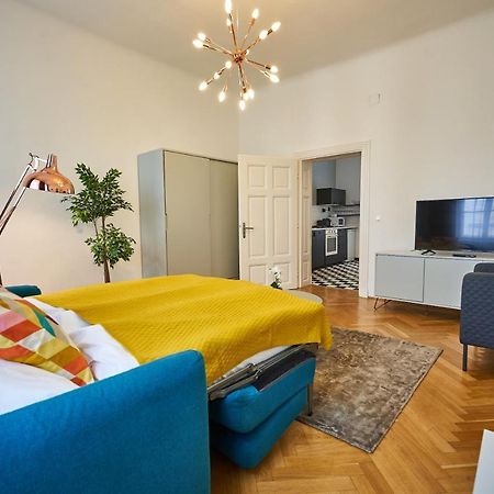 Fancy Home For 5 With Self-Check-In At Spittelberg Wina Bagian luar foto