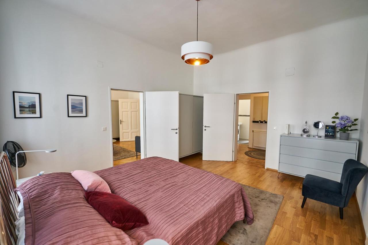 Fancy Home For 5 With Self-Check-In At Spittelberg Wina Bagian luar foto