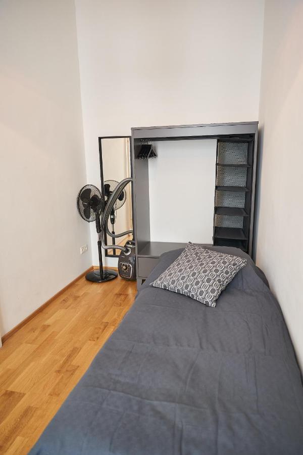 Fancy Home For 5 With Self-Check-In At Spittelberg Wina Bagian luar foto