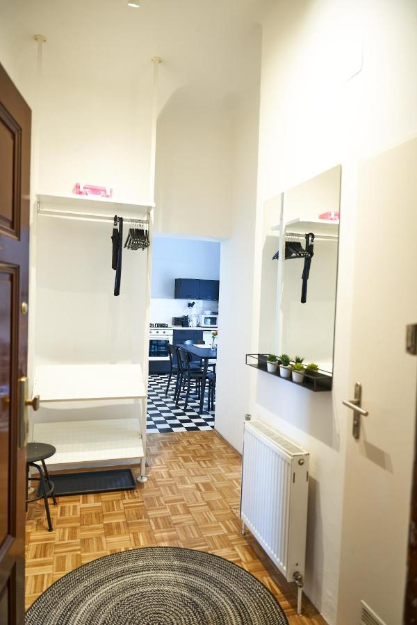 Fancy Home For 5 With Self-Check-In At Spittelberg Wina Bagian luar foto