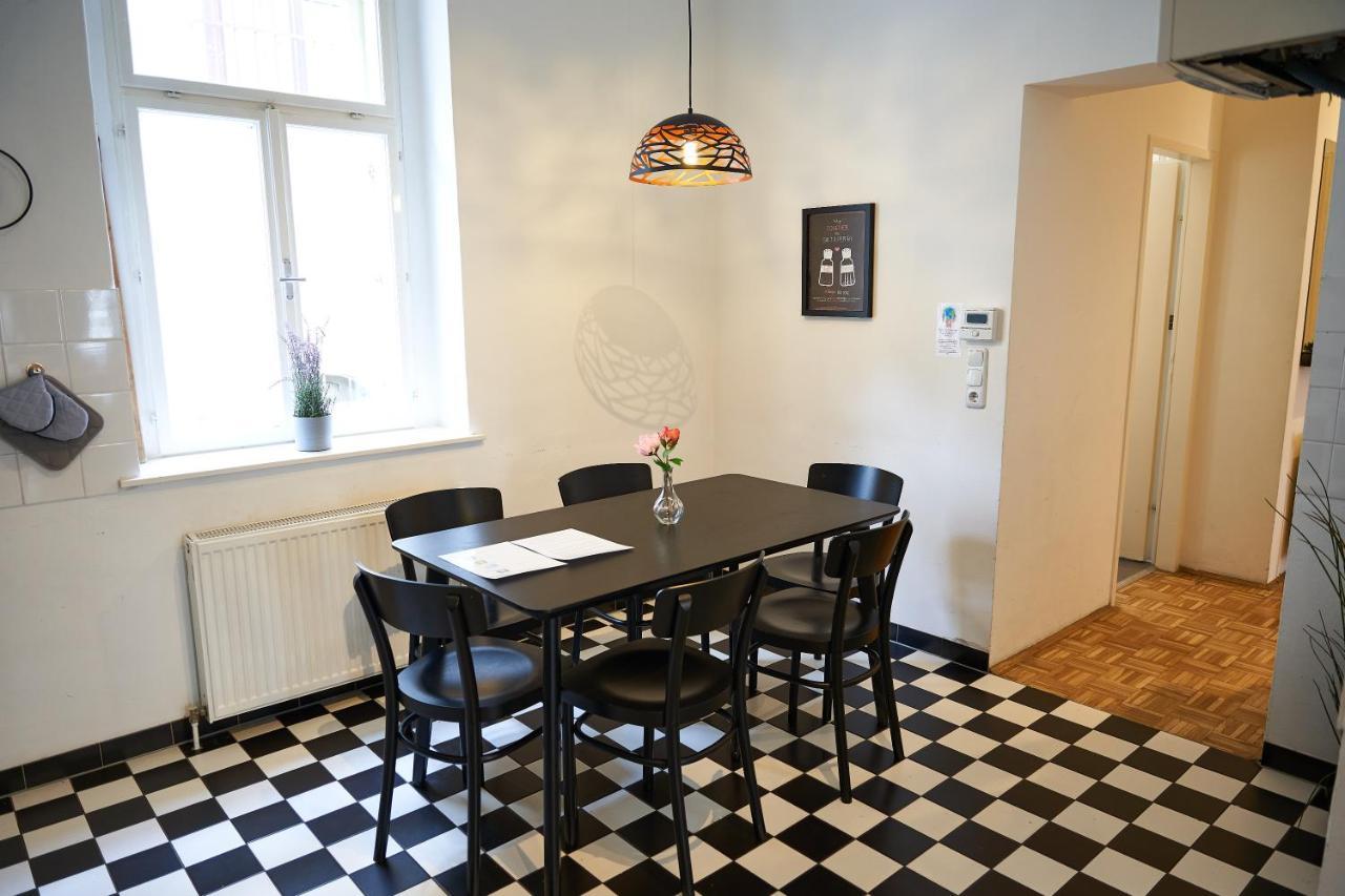 Fancy Home For 5 With Self-Check-In At Spittelberg Wina Bagian luar foto