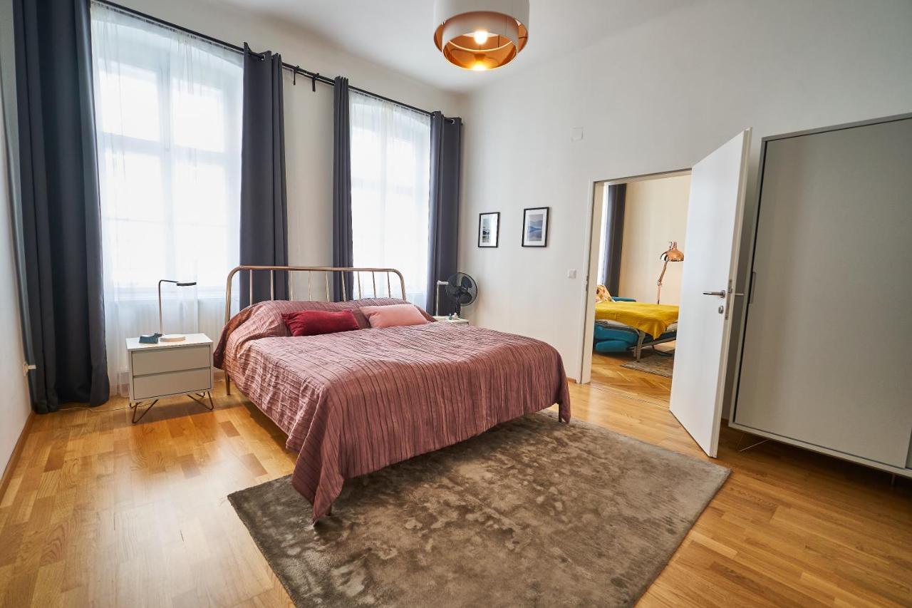 Fancy Home For 5 With Self-Check-In At Spittelberg Wina Bagian luar foto