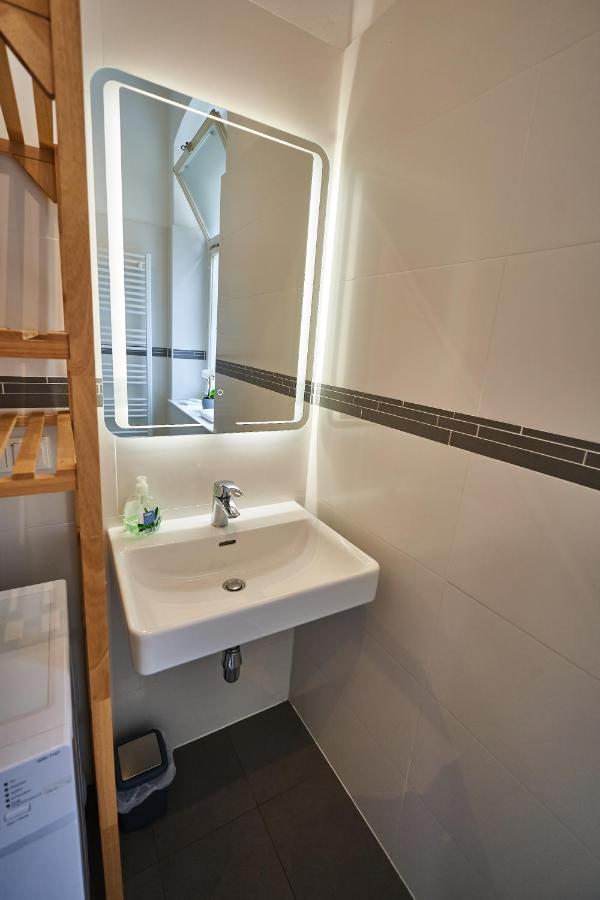 Fancy Home For 5 With Self-Check-In At Spittelberg Wina Bagian luar foto