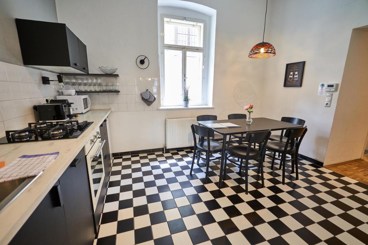 Fancy Home For 5 With Self-Check-In At Spittelberg Wina Bagian luar foto