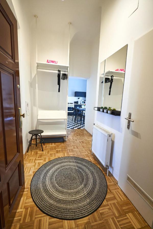 Fancy Home For 5 With Self-Check-In At Spittelberg Wina Bagian luar foto