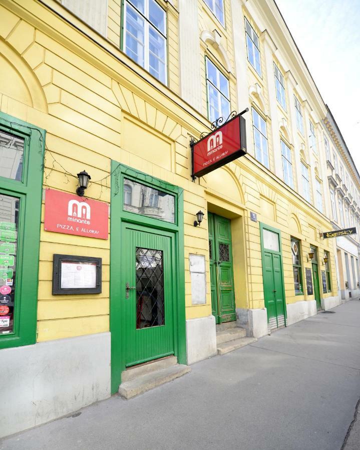 Fancy Home For 5 With Self-Check-In At Spittelberg Wina Bagian luar foto